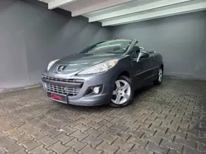 Peugeot 207 CC Cabrio, KLIMA, PARKTRONIK, SITZHEIZUNG
