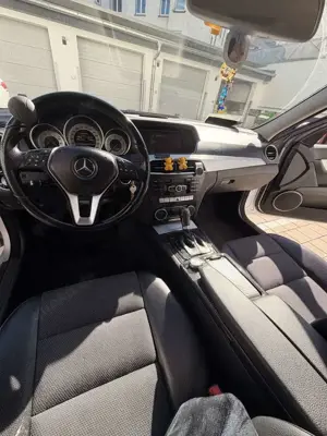 Mercedes-Benz C 200 CDI DPF (BlueEFFICIENCY) 7G-TRONIC Avantgarde Bild 5