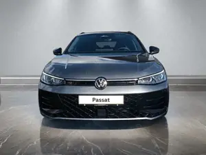 Volkswagen Passat R-Line 2,0 l TDI AHK+KAMERA+NAVI+LED+ACC+ Bild 3