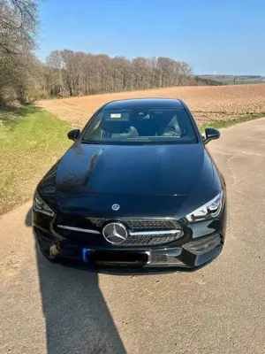 Mercedes-Benz CLA 250 CLA 250 e Shooting Brake 8G-DCT AMG Line