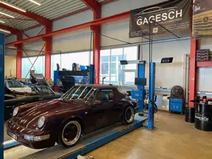 Porsche 964