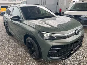 Volkswagen Tiguan 1.5 TSI eHybrid R-Line Matrix Pano HuD