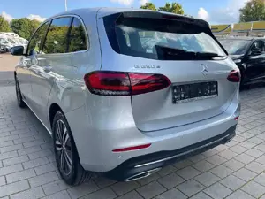 Mercedes-Benz B 250 e Progressive *MBUX*NAVI*MBeam*Kamera* Bild 3