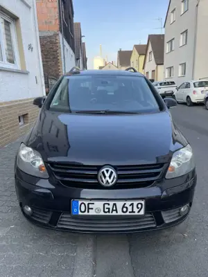 Volkswagen Golf Plus United Hat Ein Kupplungschade