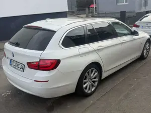 BMW 525 525d Touring Sport-Aut.