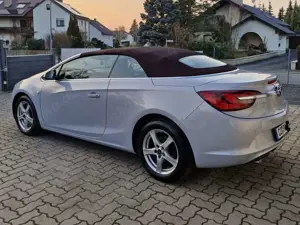 Opel Cascada Bild 4