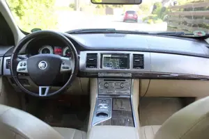 Jaguar XF 3.0 V6 Diesel S Premium Luxury Bild 2