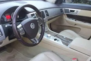 Jaguar XF 3.0 V6 Diesel S Premium Luxury Bild 4