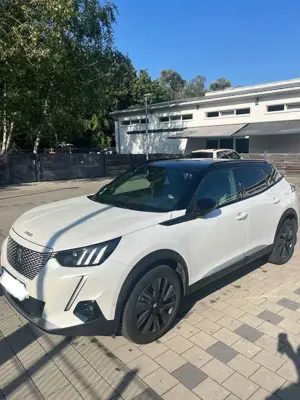 Peugeot e-2008 GT Pack