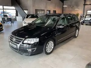 Volkswagen Passat Variant Passat Var. 2.0 TDI DSG R-Line AHK ALU PDC