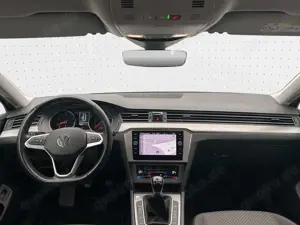 Volkswagen Passat Variant *NAVI*KAM*SHZ*LED*PDC Bild 5
