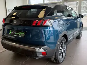 Peugeot 3008 1.2 PureTech 130 Allure Pack Kamera*Navi Bild 5