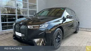 BMW iX xDrive40 Sportpaket,SkyLou,AHK,DAProf,Pano
