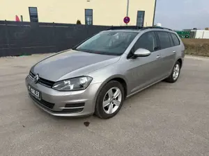 Volkswagen Golf Variant Comfortline BMT Bild 2