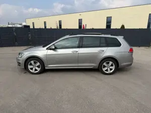 Volkswagen Golf Variant Comfortline BMT Bild 3