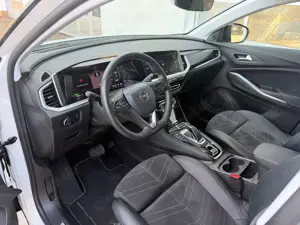 Opel Grandland Ultimate Plug-in-Hybrid Bild 4