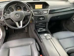 Mercedes-Benz E 220 E220 CDI T *Pano*Leder*AVANTGARDE* Bild 3