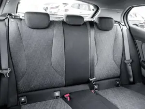 BMW 120 RFK NAVI LED PDC V+H DAB Parkass. Tempomat Bild 4