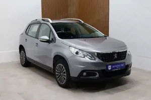 Peugeot 2008 1.2 VTi Active PDC/TEMP/SHZ/ZV+TÜV 05.27