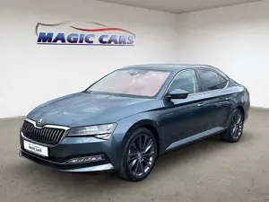 Skoda Superb 1.5 TSI DSG Style *Pano*Matrix*Memory*