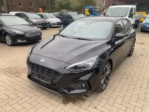 Ford Focus Lim. ST-Line X *TÜV NEU* Bild 2