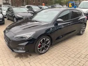Ford Focus Lim. ST-Line X *TÜV NEU*