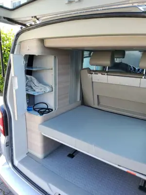 Volkswagen T5 California Comfortline Bild 2