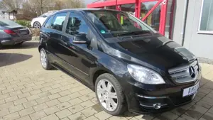 Mercedes-Benz B 200 Sport Edition +AHK