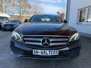 Mercedes-Benz E 200 d Limousine=LED-Carplay-SHZ-Navi-Kamera= Bild 3