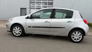 Renault Clio Bild 5