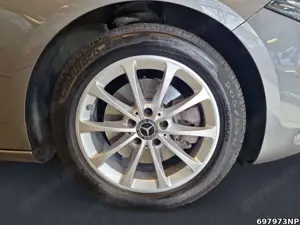 Mercedes-Benz A 220 Progressive  Business-Paket LED Spurhalte. Bild 5