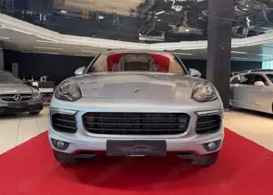 Porsche Cayenne AHK Sport Chrono PASM Panorama 21"Bose