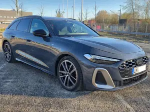 Audi A5 A5 Avant TFSI  S tronic Edition one "neuwertig"