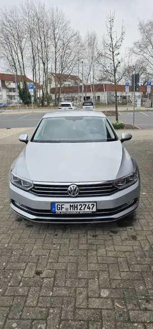 Volkswagen Passat 2.0 TDI (BlueMotion Technology) DSG Comfortline