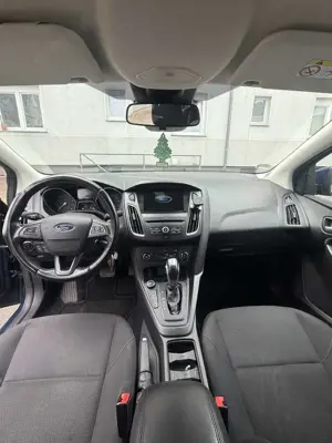 Ford Focus 1.0 EcoBoost Start-Stopp-System Aut. Trend Bild 5