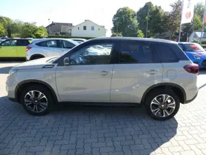 Suzuki Vitara Bild 2