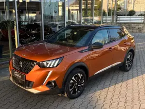 Peugeot 2008 GT ACC LEDER PANO AHK Bild 5