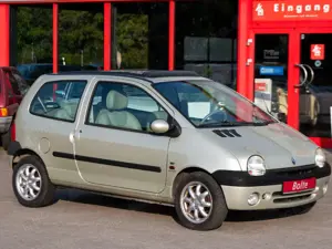 Renault Twingo Twingo 1.2 16V Initiale LEDER AUTOMATIK Bild 3