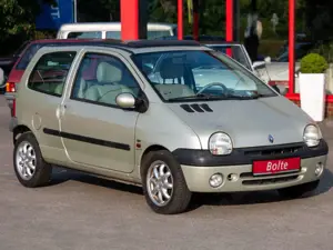 Renault Twingo Twingo 1.2 16V Initiale LEDER AUTOMATIK Bild 2