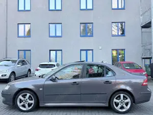 Saab 9-3 1.9 TiD*ARC*SPORT *AUTOMATIK*S-DACH*XENON* Bild 5