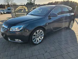Opel Insignia A Sports Tourer Sport / Leder / Xenon/