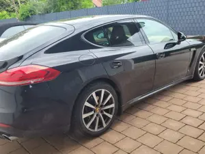 Porsche Panamera Bild 2