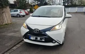 Toyota Aygo x-play touch TÜV bis 02/2028