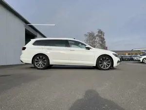 Volkswagen Passat Variant 2.0 TDI DSG Business 188€ m.20% Anz. AHK PANO 4x Bild 4