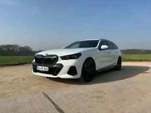 BMW i5 Touring 40 M Sport Pro *inkl. Winterräder*