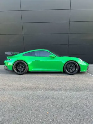 Porsche 992 GT3 Clubsport Pythongrün PCCB 19%MwSt