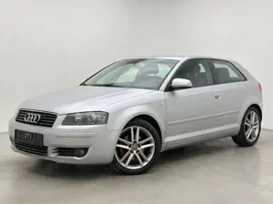Audi A3 2.0 TDI DSG S-line Xenon Navi TÜV NEU