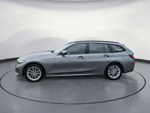 BMW 318 i Touring *Navi*Kamera*LED*PDC*SHZ*DAB*