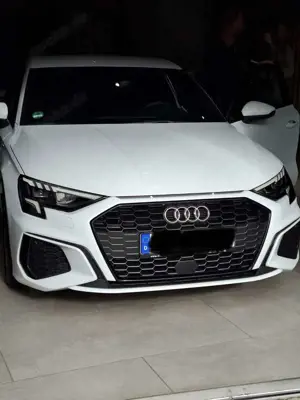Audi A3 Audi A3 Sportback 35 TFSI S tronic "Black Edition"