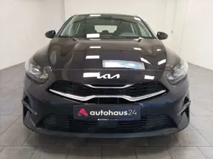 Kia Ceed / cee'd Ceed 1.5 T-GDI Vision Navi|CAM|LenkrSitzhzg.| Bild 2